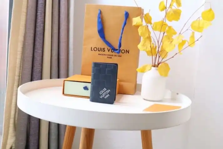 LV Wallets 4192D-0077