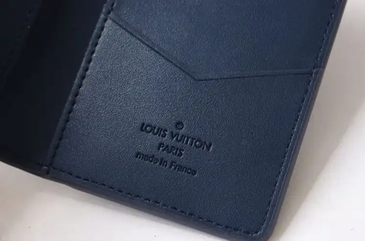 LV Wallets 4192D-0077