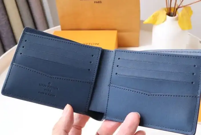 LV Wallets 4192D-0078