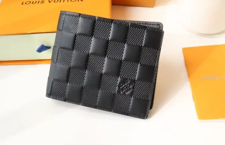 LV Wallets 4192D-0083