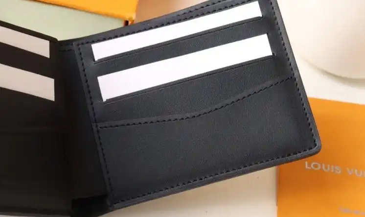 LV Wallets 4192D-0083