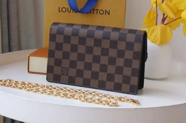 LV Wallets 4192D-0088
