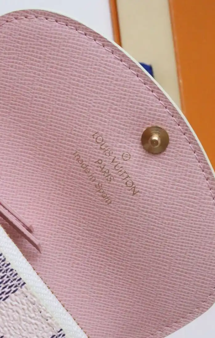 LV Wallets 4192D-0093