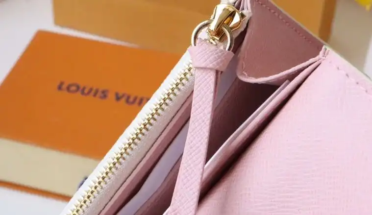 LV Wallets 4192D-0093