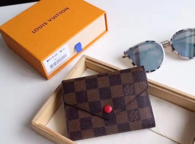 LV Wallets 4192D-0096