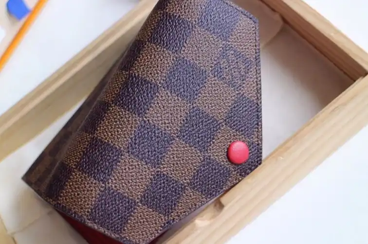 LV Wallets 4192D-0096
