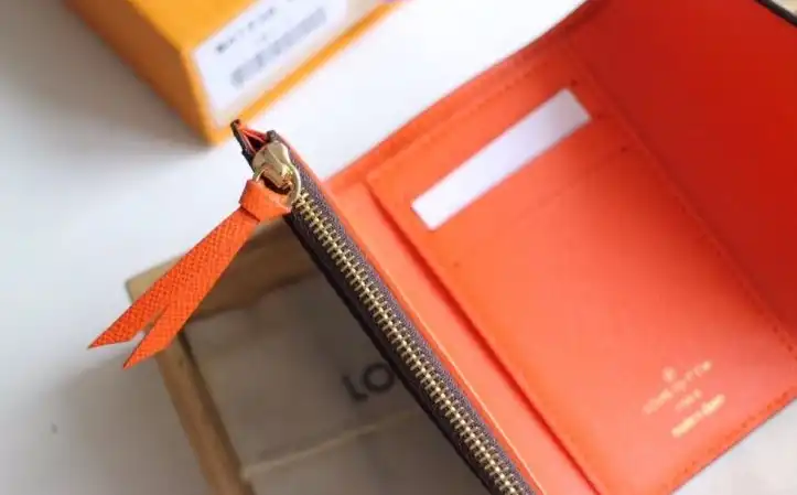 LV Wallets 4192D-0103