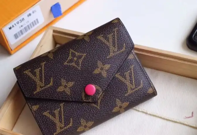 LV Wallets 4192D-0104