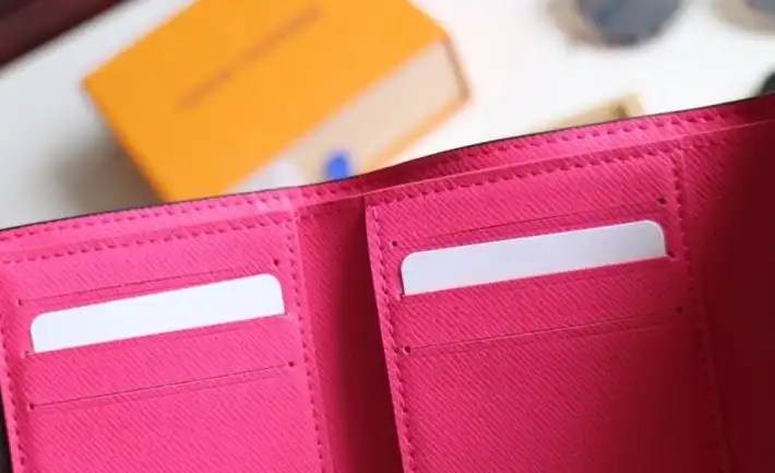 LV Wallets 4192D-0104
