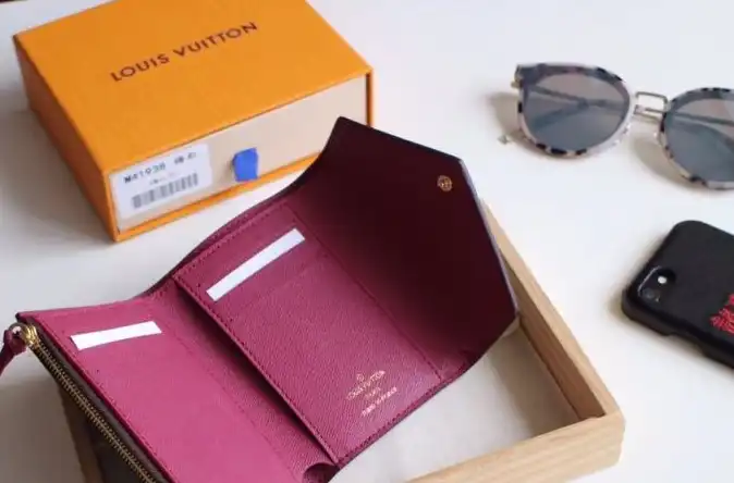 LV Wallets 4192D-0105