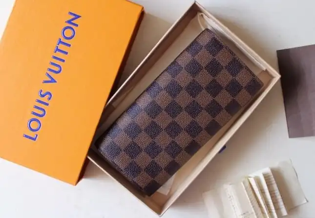 LV Wallets 4192D-0106
