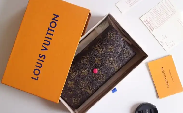 LV Wallets 4192D-0110