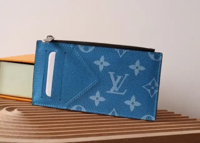LV Wallets 4192D-0117