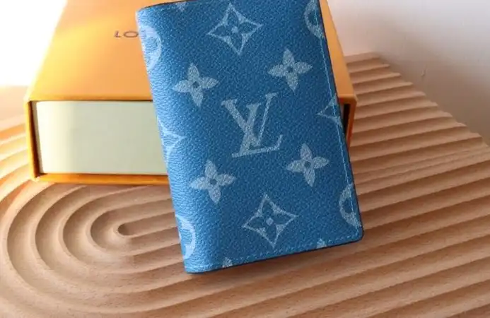 LV Wallets 4192D-0119