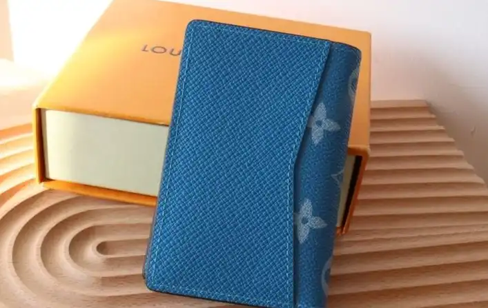 LV Wallets 4192D-0119
