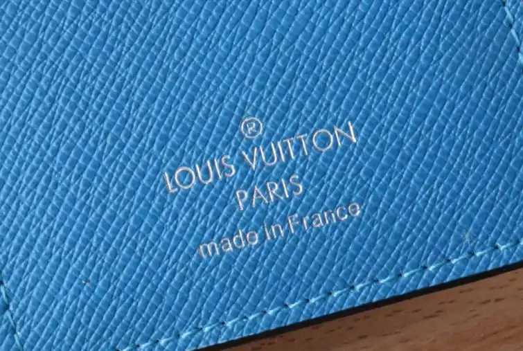 LV Wallets 4192D-0119