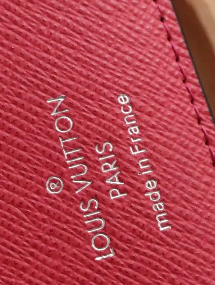 LV Wallets 4192D-0121