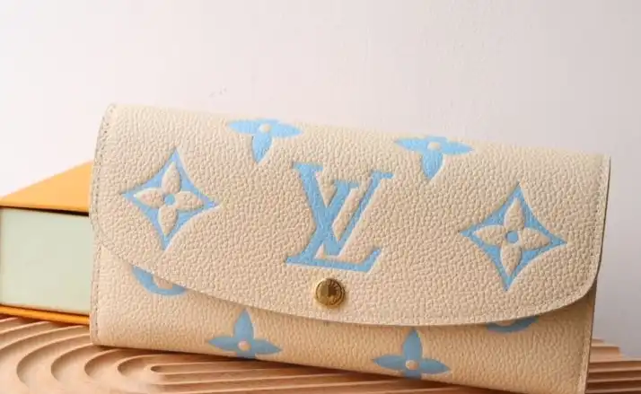 LV Wallets 4192D-0129