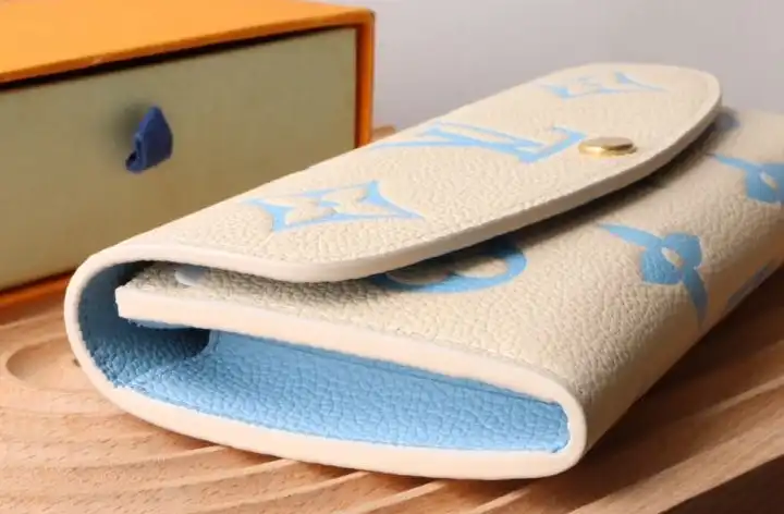 LV Wallets 4192D-0129