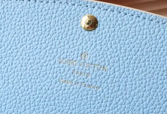 LV Wallets 4192D-0129