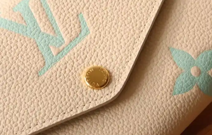LV Wallets 4192D-0134