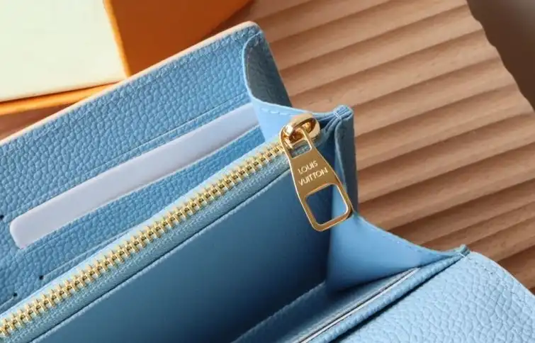 LV Wallets 4192D-0136