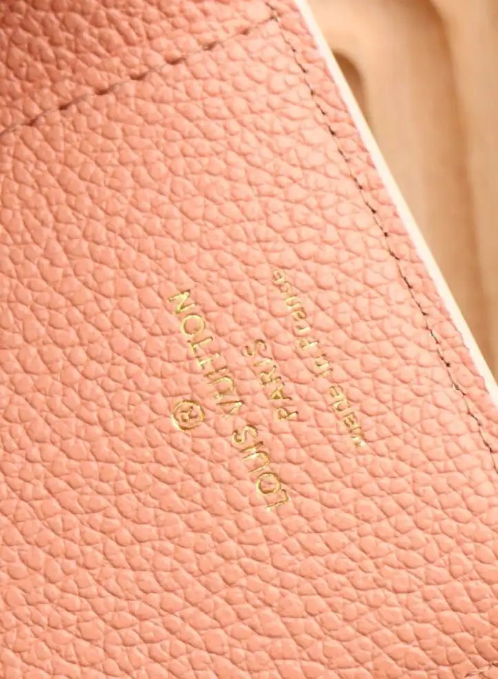 LV Wallets 4192D-0138