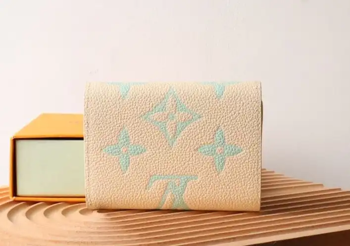 LV Wallets 4192D-0141