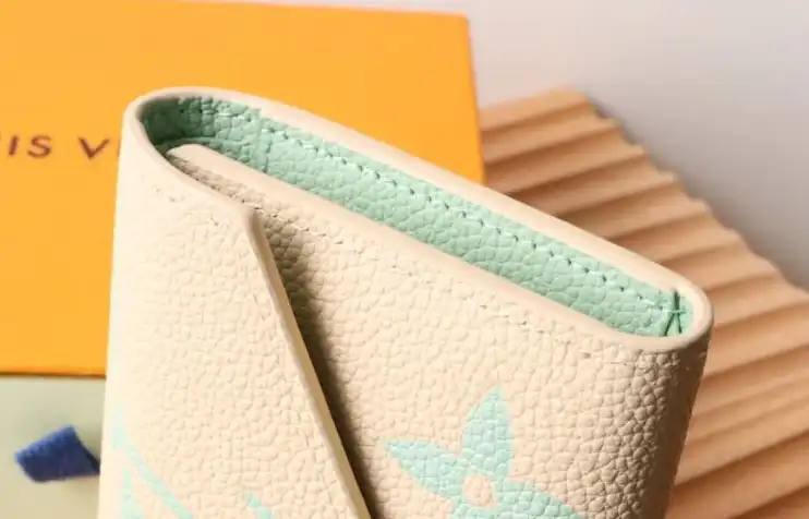 LV Wallets 4192D-0141