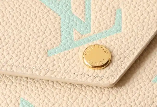 LV Wallets 4192D-0141