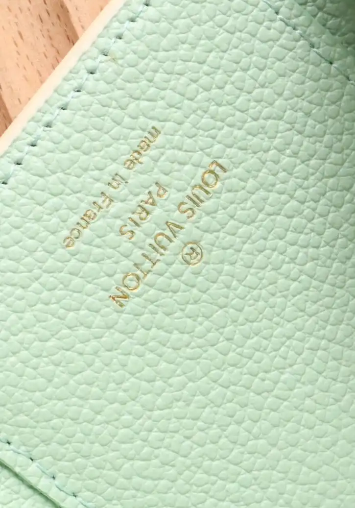 LV Wallets 4192D-0141