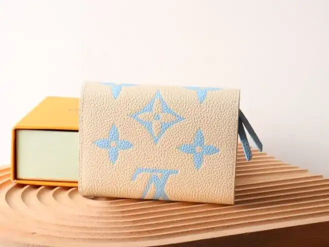 LV Wallets 4192D-0142