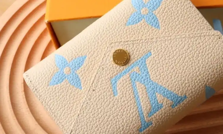 LV Wallets 4192D-0142