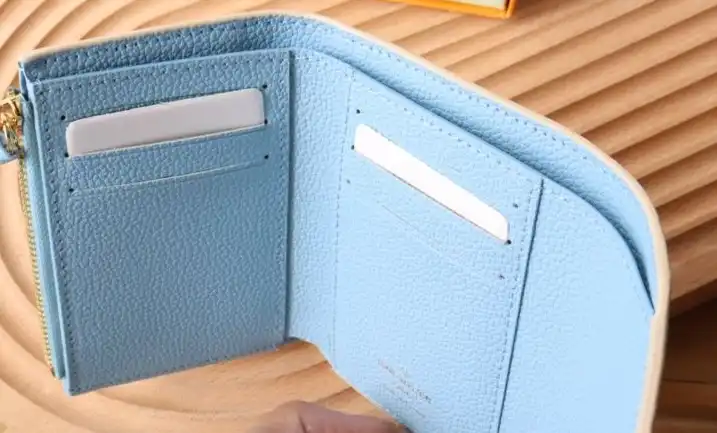 LV Wallets 4192D-0142