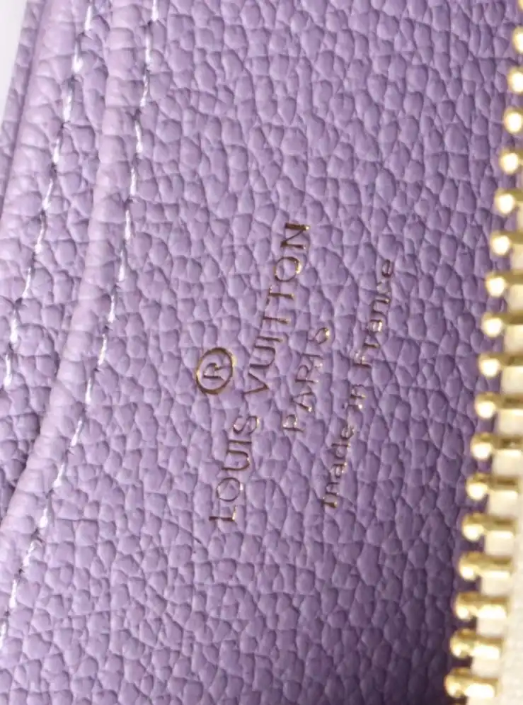 LV Wallets 4192D-0146