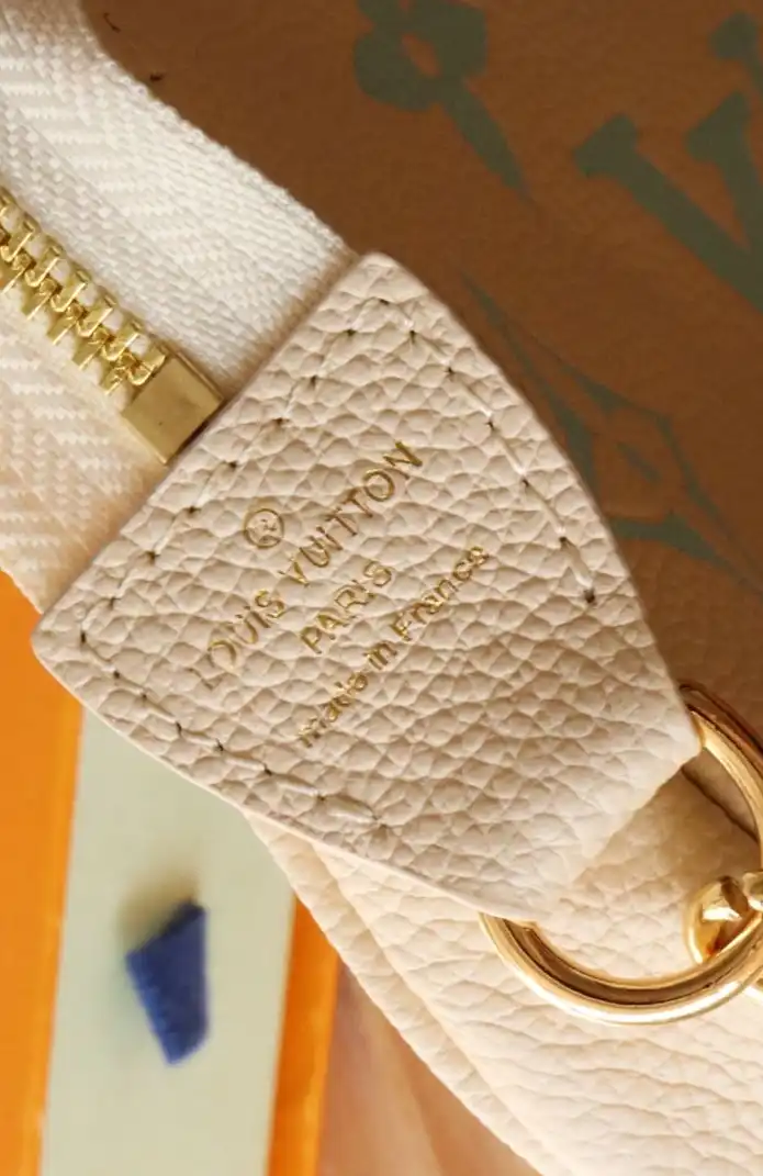 LV Wallets 4192D-0151