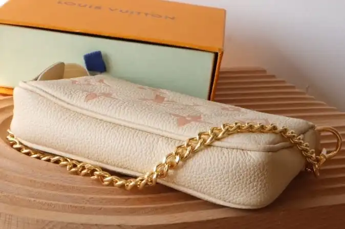 LV Wallets 4192D-0153