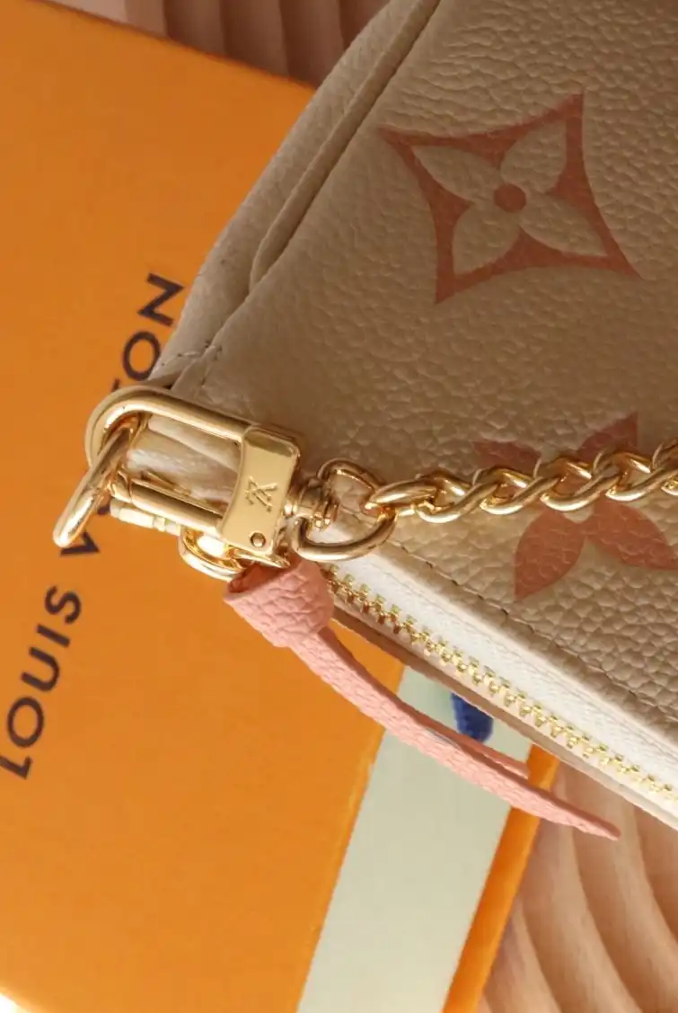 LV Wallets 4192D-0153