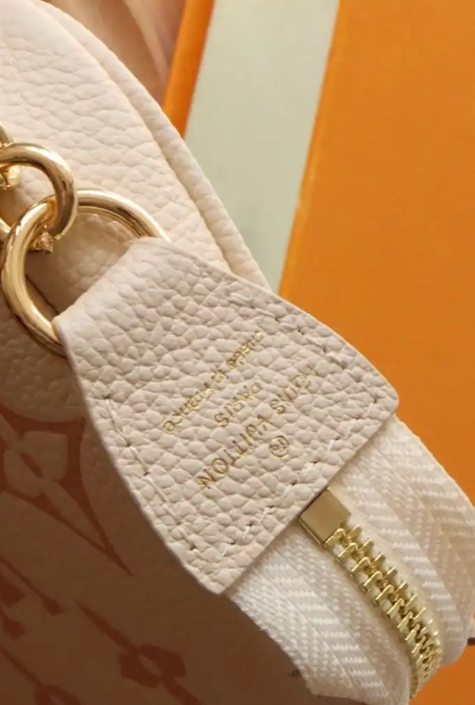 LV Wallets 4192D-0153