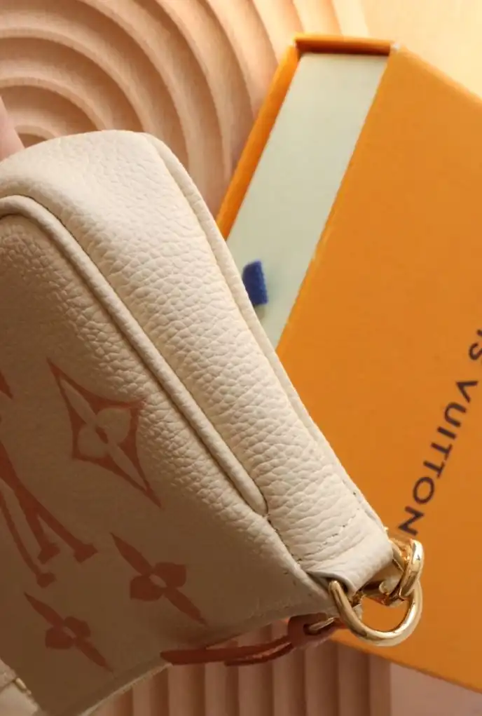 LV Wallets 4192D-0153