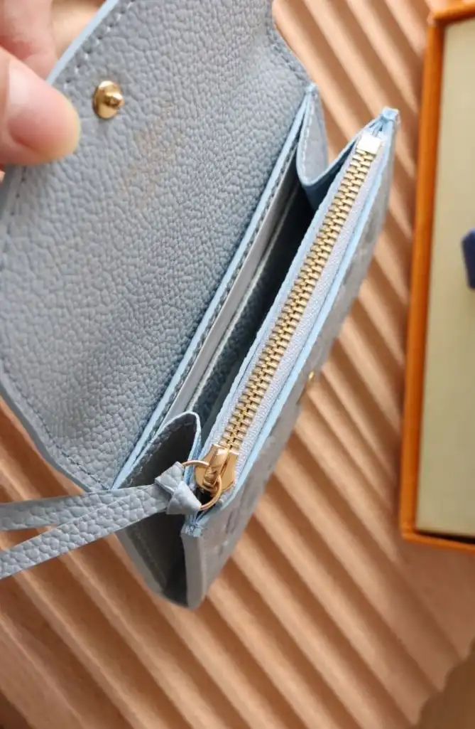 LV Wallets 4192D-0155