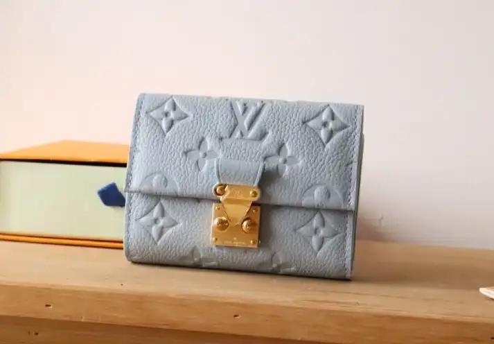 LV Wallets 4192D-0157