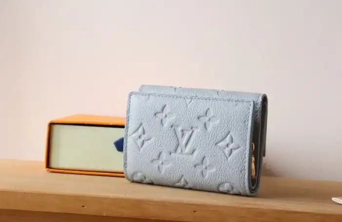 LV Wallets 4192D-0157