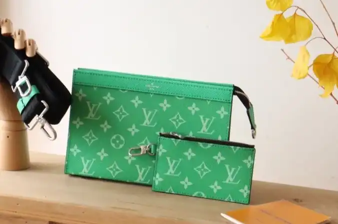 LV Clutch Bags 4192D-0163
