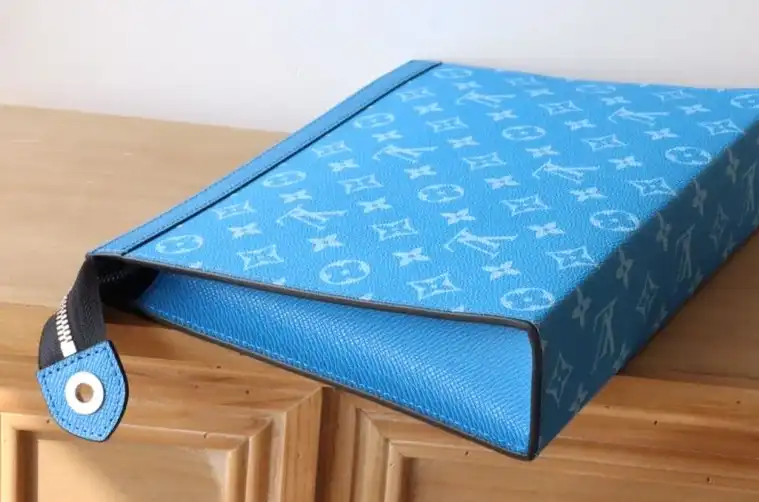 LV Clutch Bags 4192D-0165