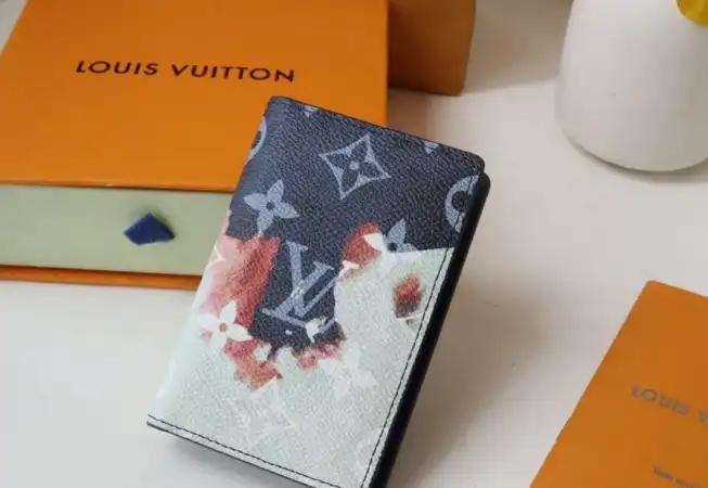 LV Wallets 4192F-0020