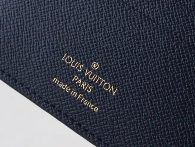 LV Wallets 4192F-0022