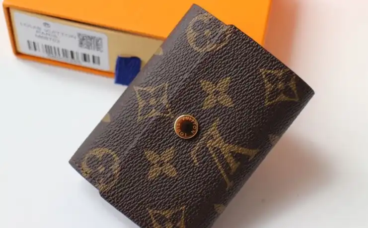 LV Wallets 4192F-0023