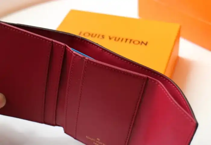 LV Wallets 4192F-0023