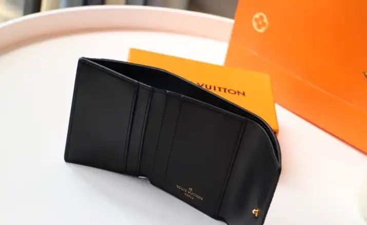LV Wallets 4192F-0024